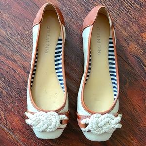 Gianni Bini flats, Size 6 1/2